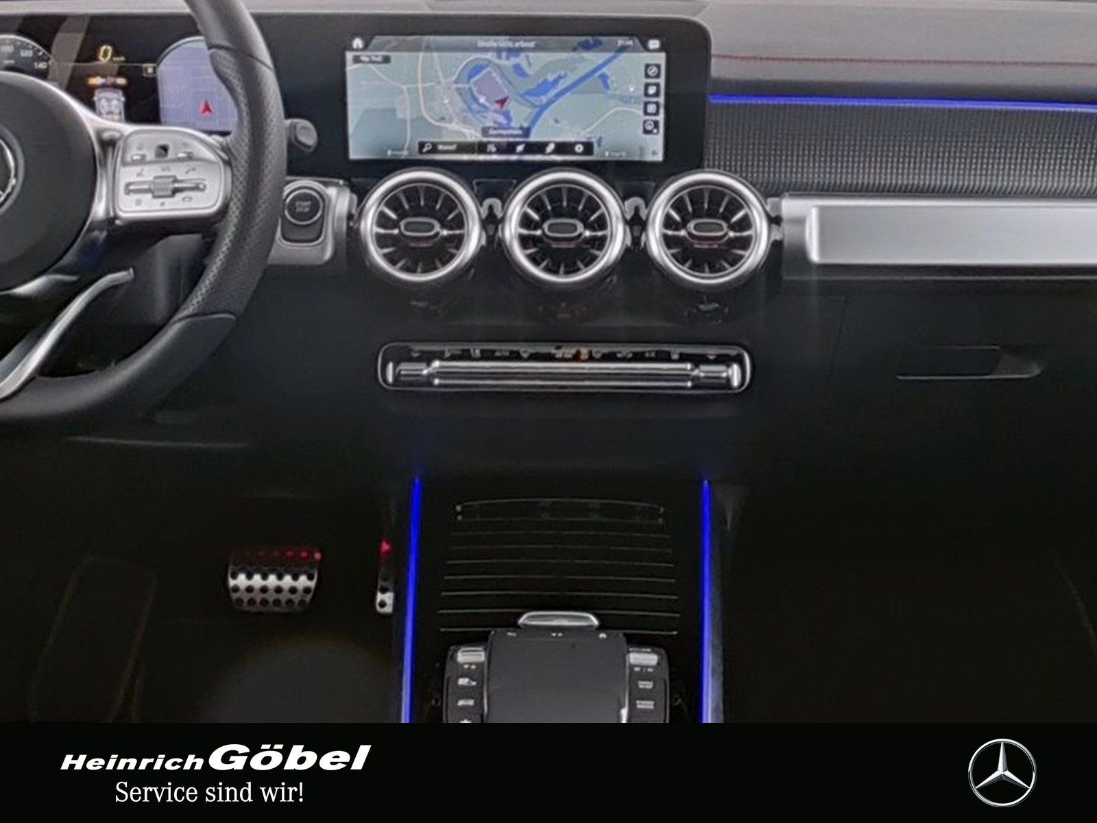Fahrzeugabbildung Mercedes-Benz EQB 300 4M AMG+PANO+BURMESTER+FAHRASSIST+MEMORY