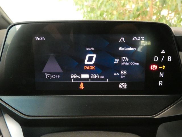 Born 58 kwh NAVI SHZ CARGO BELOW ZERO LM 19 CMS