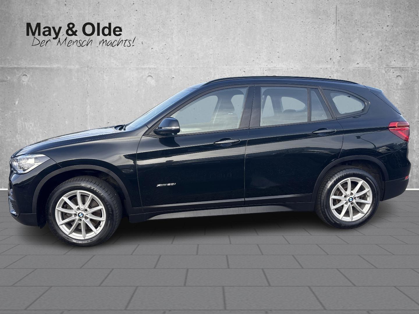 BMW X1 xDrive20i Automatik Advantage LED Navi SHZ