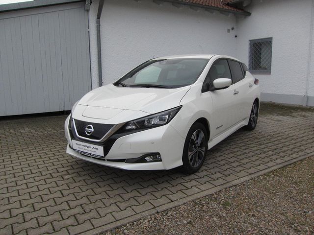 Nissan Leaf 360° Kamera / Voll-LED