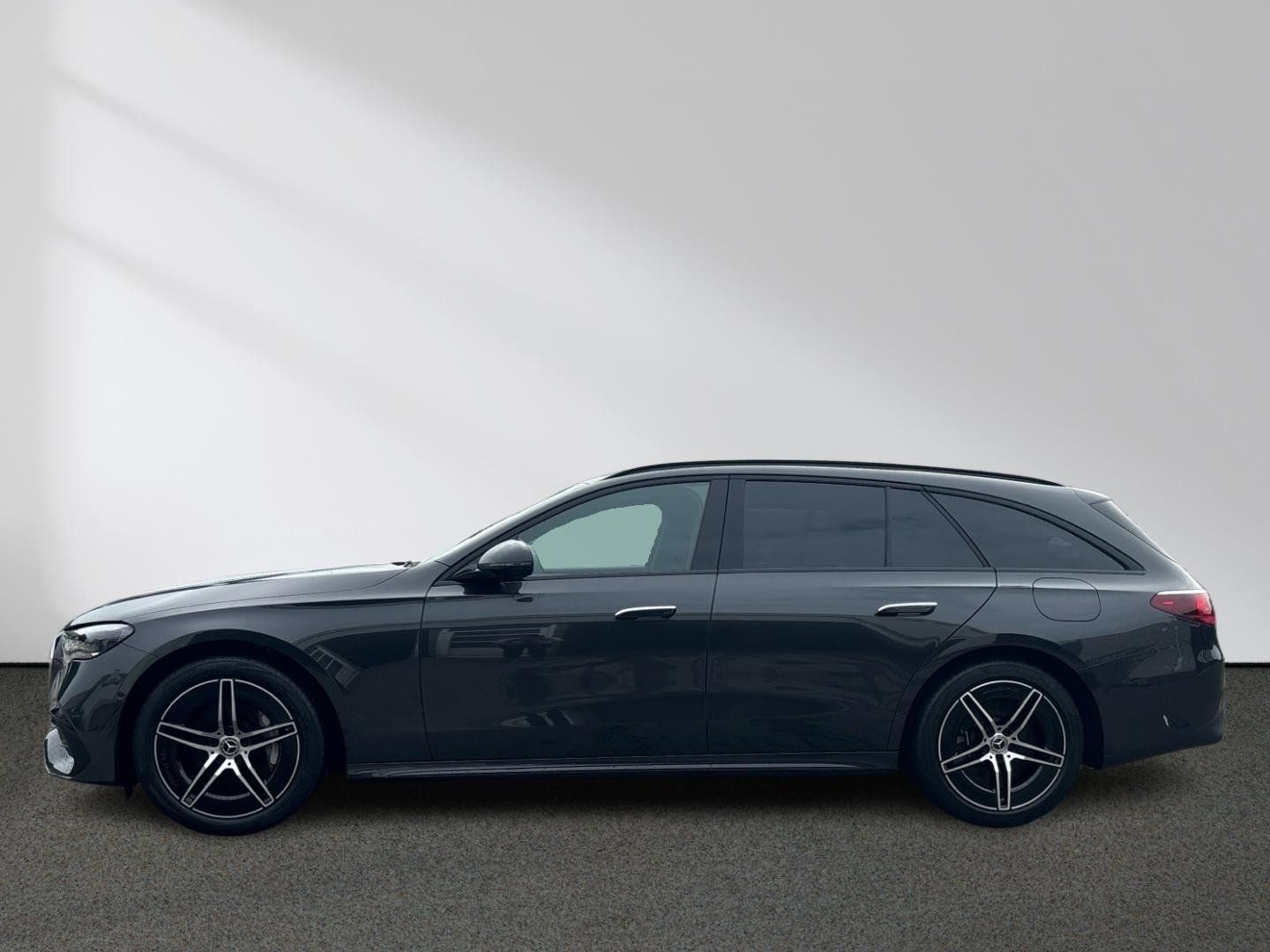 Mercedes-Benz E 300 de T AMG Line Night Airmatic Distronic AHK imagem 2
