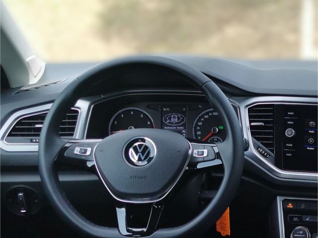 T-Roc Active 1.5 TSI DSG Navi El. Heckklappe PDC