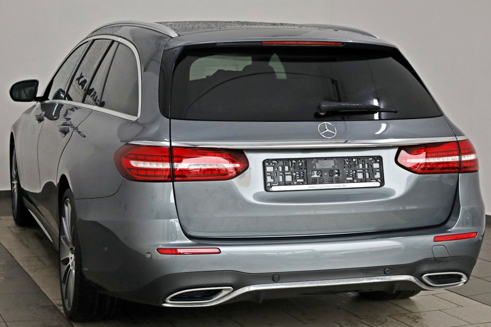 Fahrzeugabbildung Mercedes-Benz E 450 T, 4Matic,AMG Line,Panorama,360°,AHK el,WR