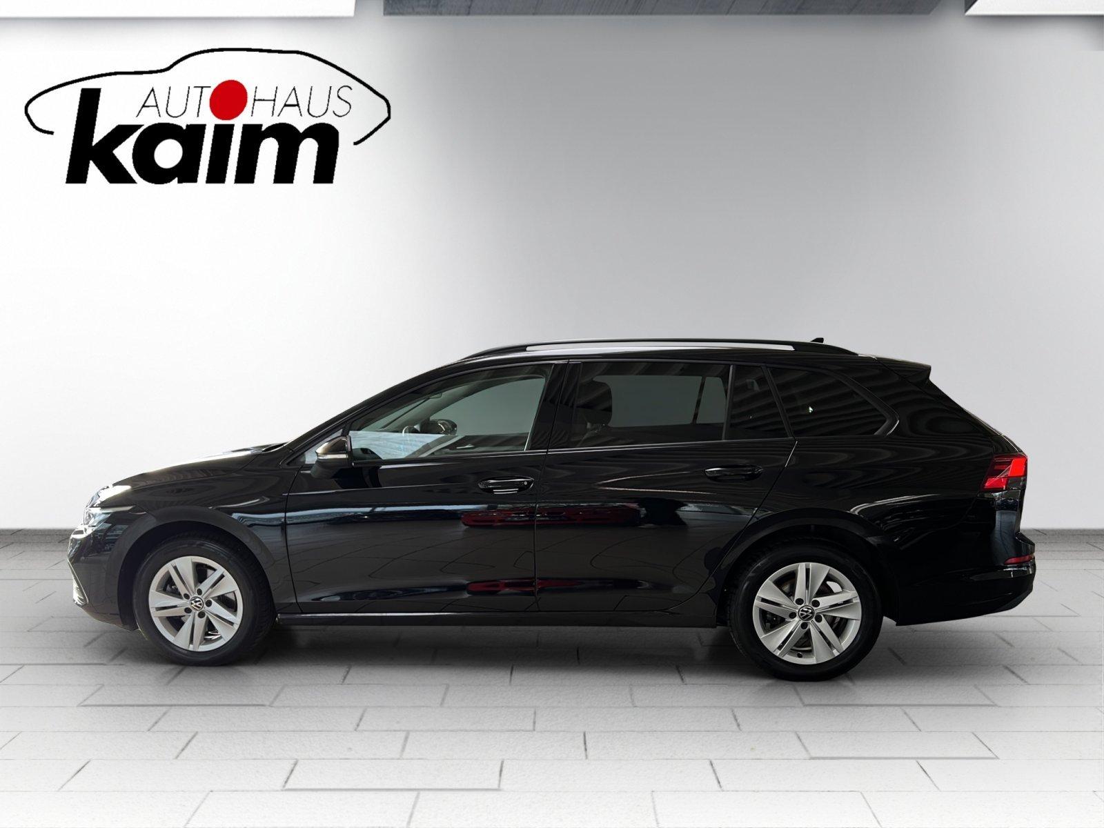 Volkswagen Golf VIII  2.0 TDI   Variant Life