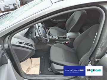 Ford Focus - 9