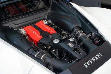 2015 Ferrari 488 GTB 缩略图 27