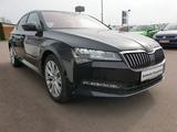 Skoda Superb Lim. 2.0 TDI DSG Ambition NAVI+ANHÄNGERK. - Anhänger Gebrauchtwagen