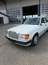 Mercedes-Benz W124 200D - Mercedes-Benz 200: W124 200d