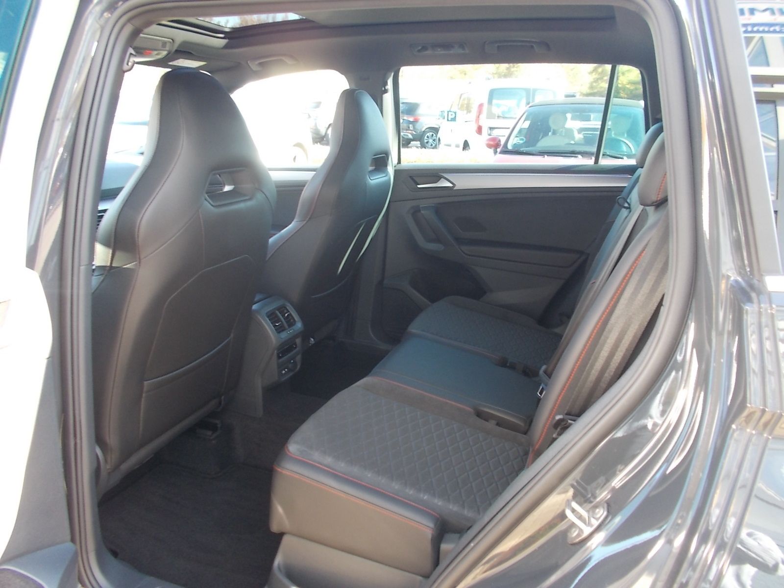 Fahrzeugabbildung SEAT Tarraco FR 1.4 e-Hybrid (245 PS) DSG