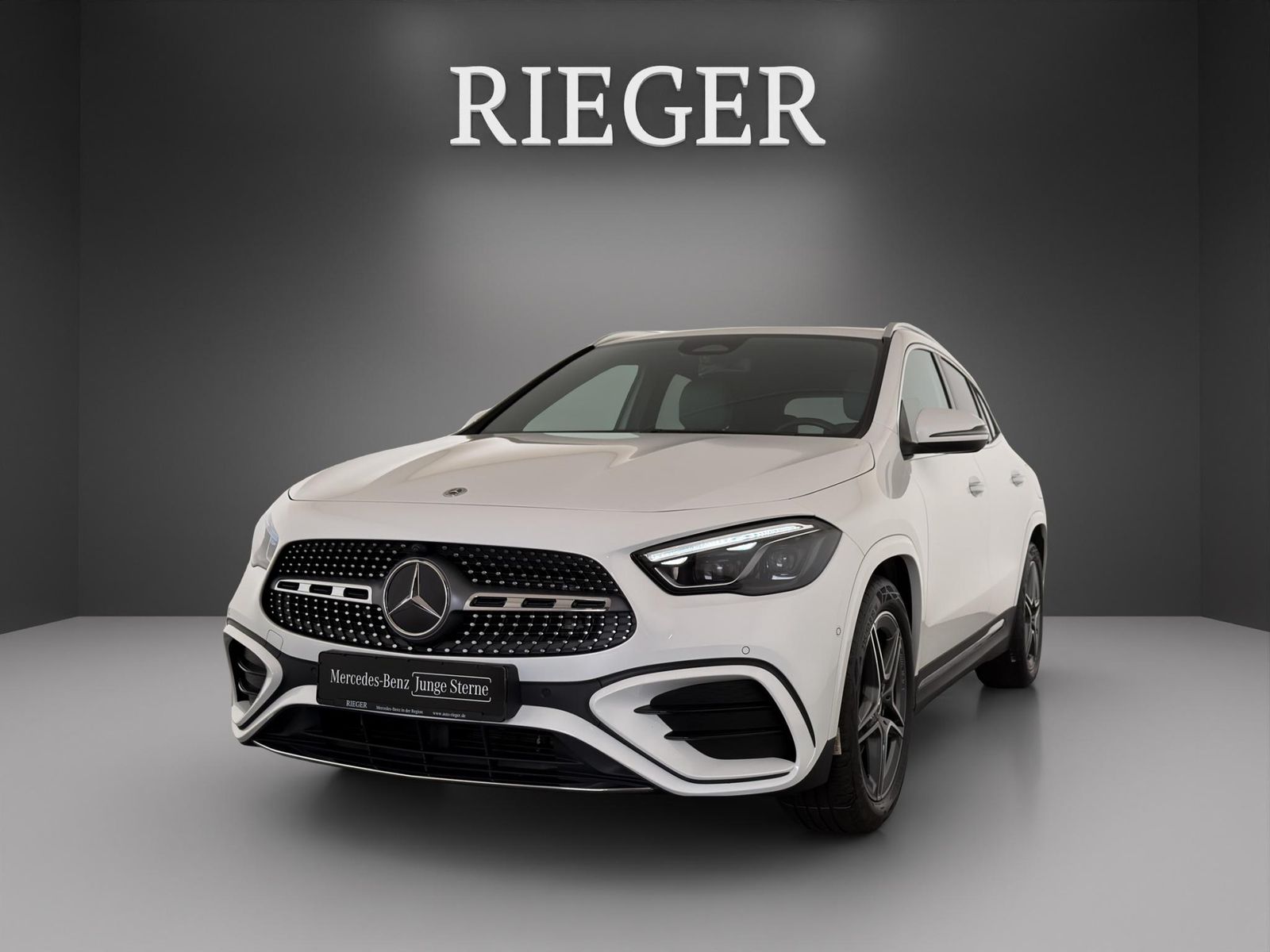 Mercedes-Benz GLA 200 AMG Line 2x *Premium*MB LED*19*WiPa+Kam foto 17