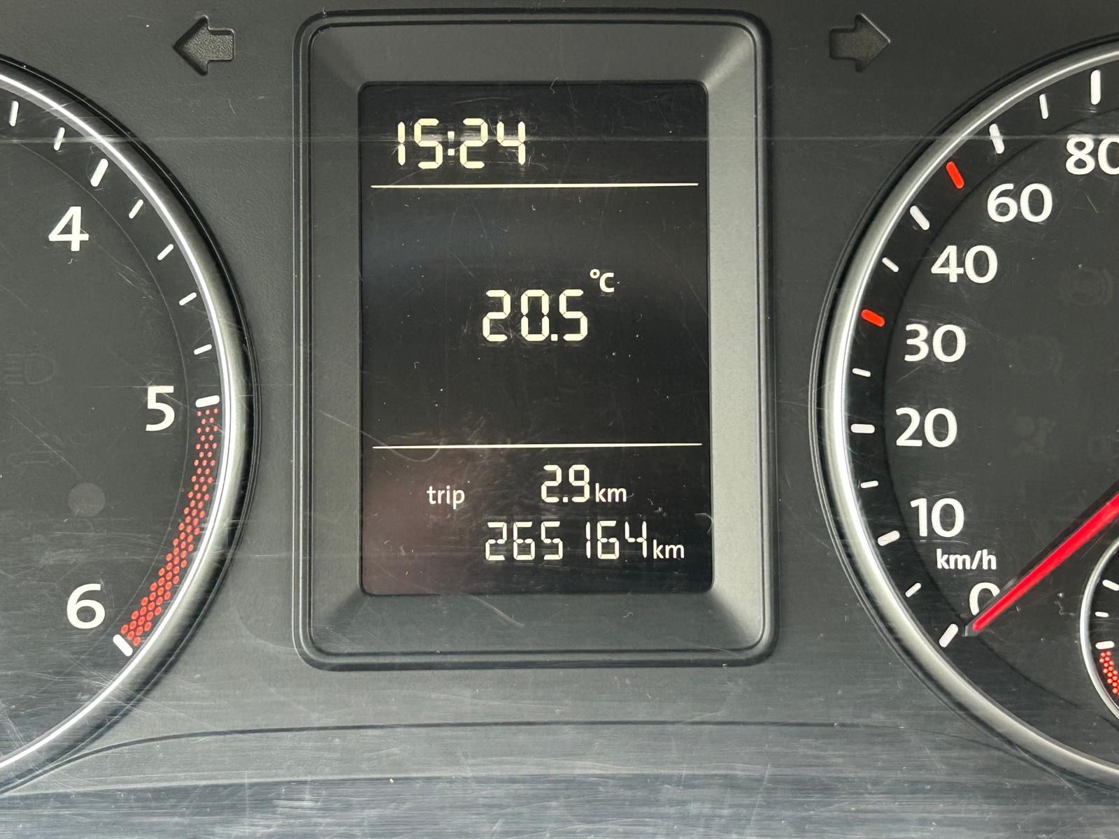 Fahrzeugabbildung Volkswagen Touran 1.6 TDI°7 Sitzer°Shz°Klimaauto.°2.Hand°