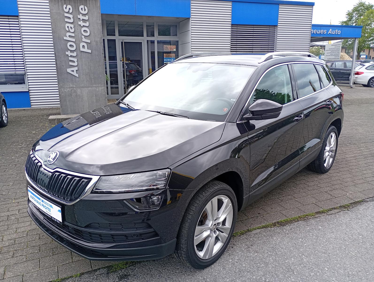 Skoda Karoq 1.5 TSI DSG"Style" AHK+LED+Kamera+Smart L.