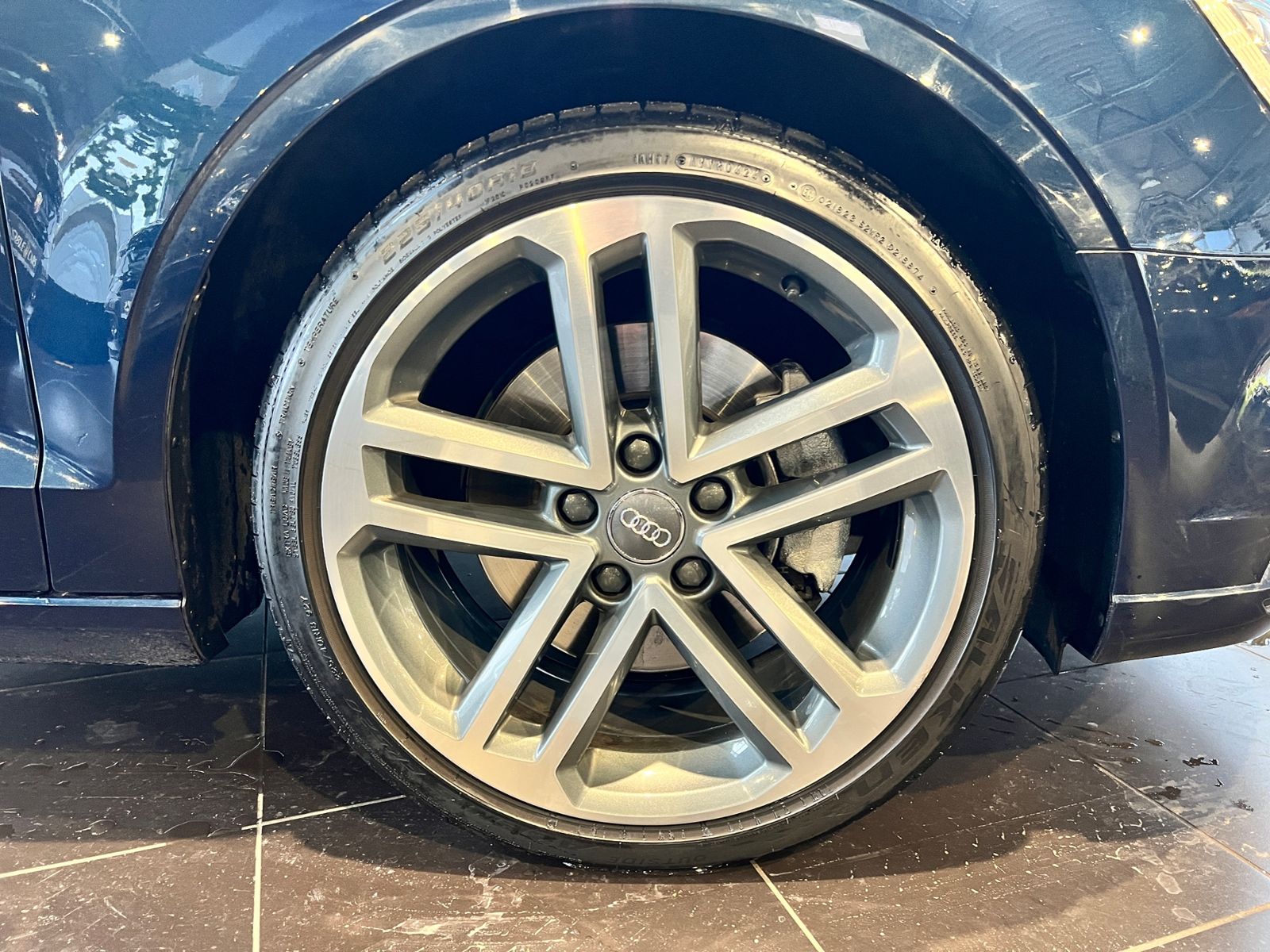 Fahrzeugabbildung Audi A3 Cabriolet 40 TFSI quattro sport XEN NAV 18"