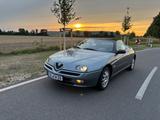 Alfa Romeo Spider 2.0 T.Spark L L - Alfa Romeo mit Benzin-Antrieb: Cabrio, Schaltgetriebe
