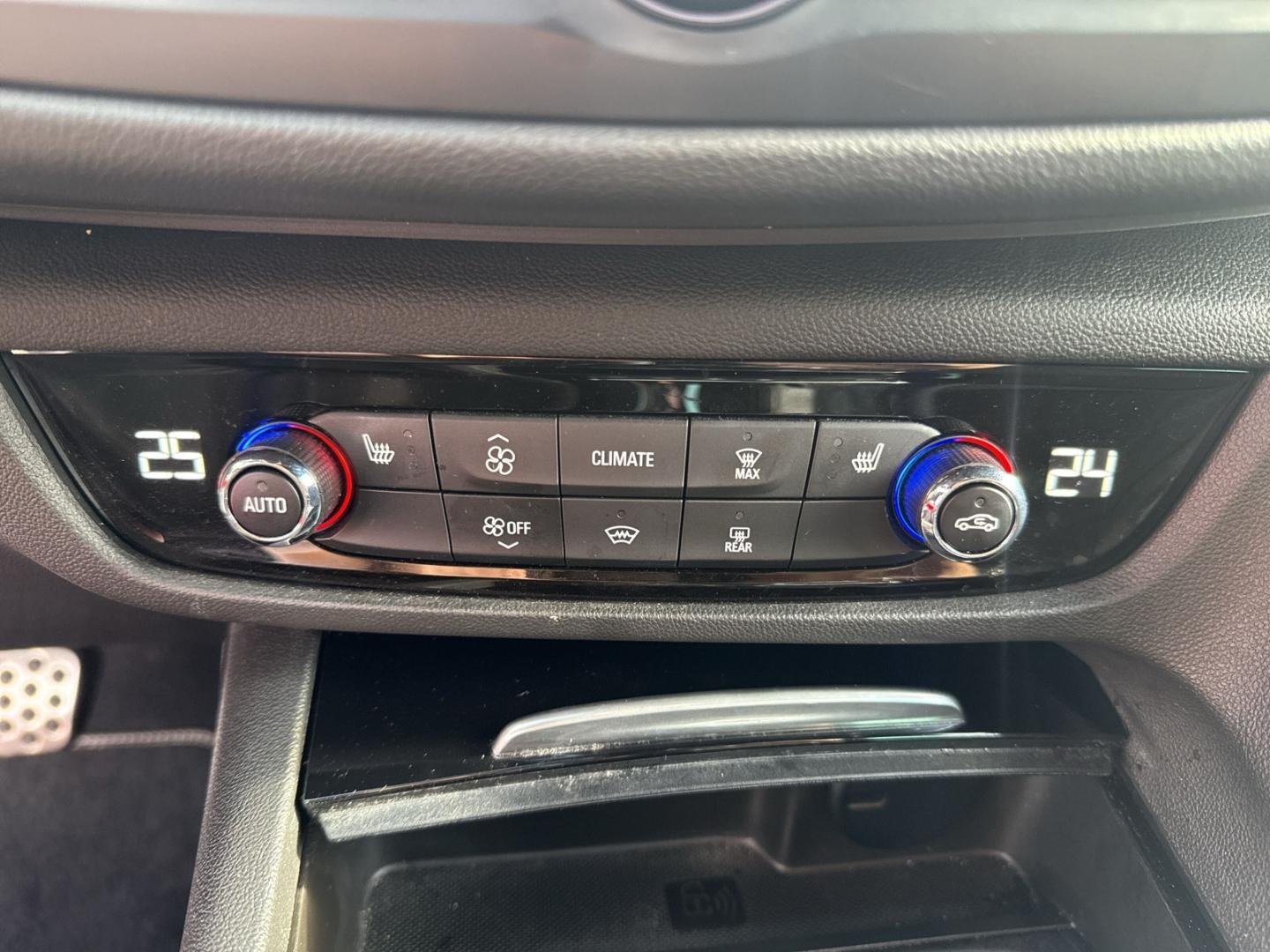 Opel Insignia Grand Sport GSi 4x4 HUD El. Fondsitzver