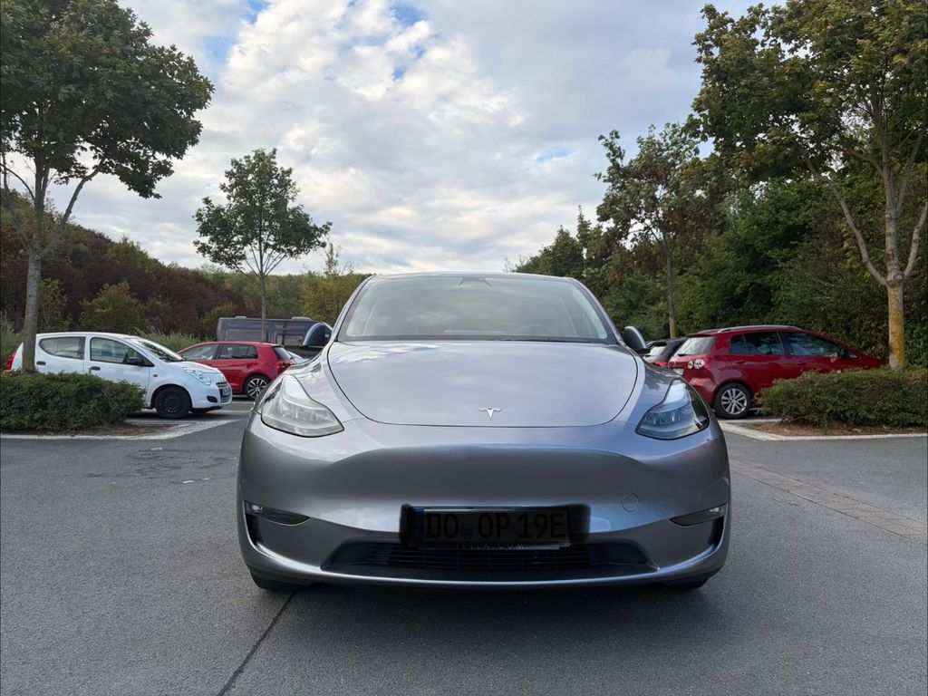 Image of Tesla Model Y