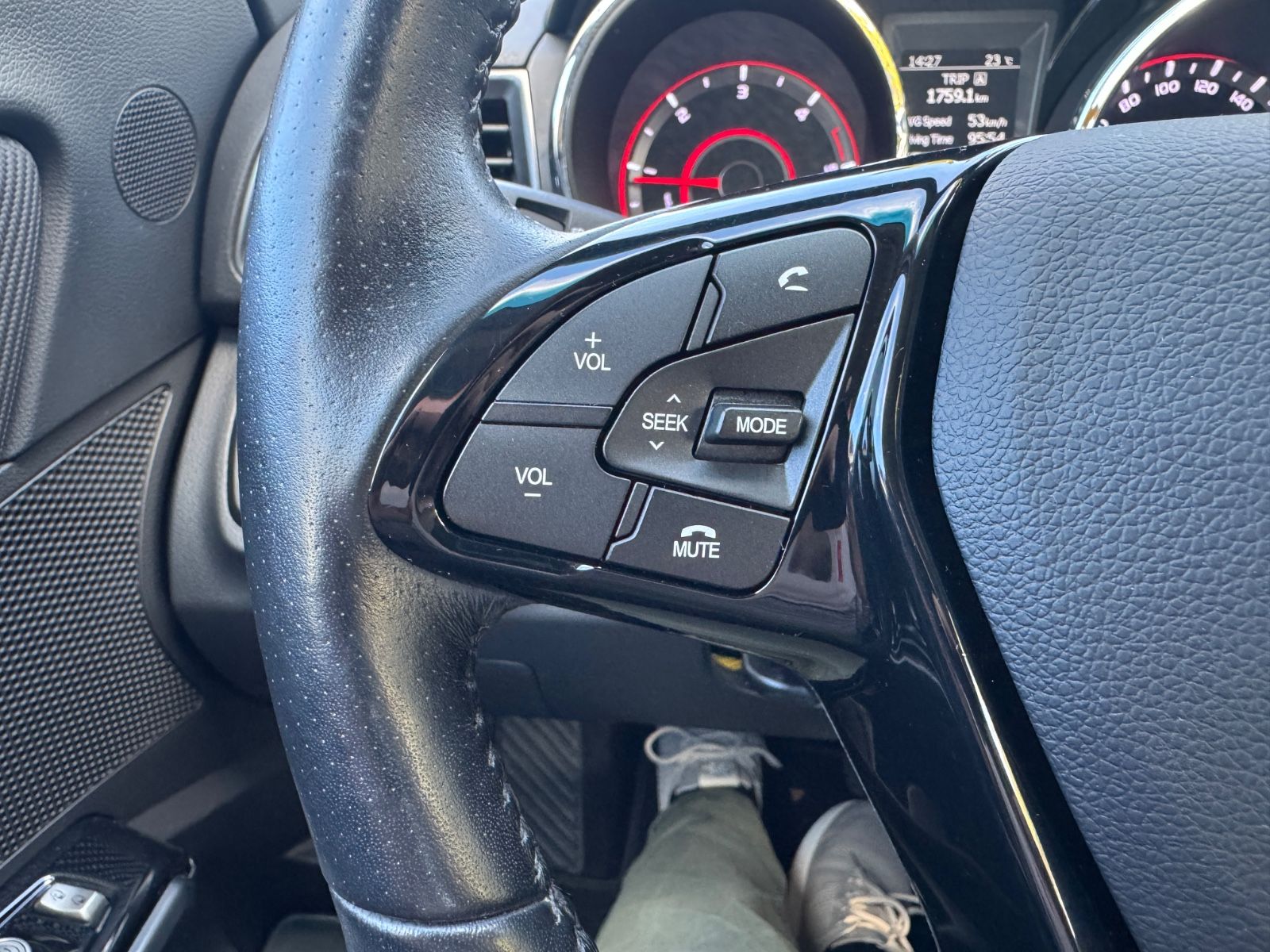 Fahrzeugabbildung Ssangyong XLV 4x4 Leder+Navi+Sitzheizung+18Zoll+Kamera