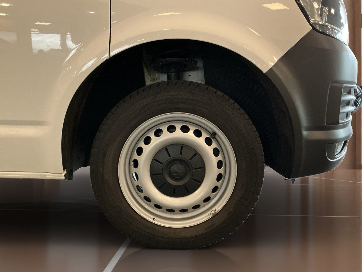 Fahrzeugabbildung Volkswagen T6 Kombi 2.0 TDI Klima AHK ParkPilot