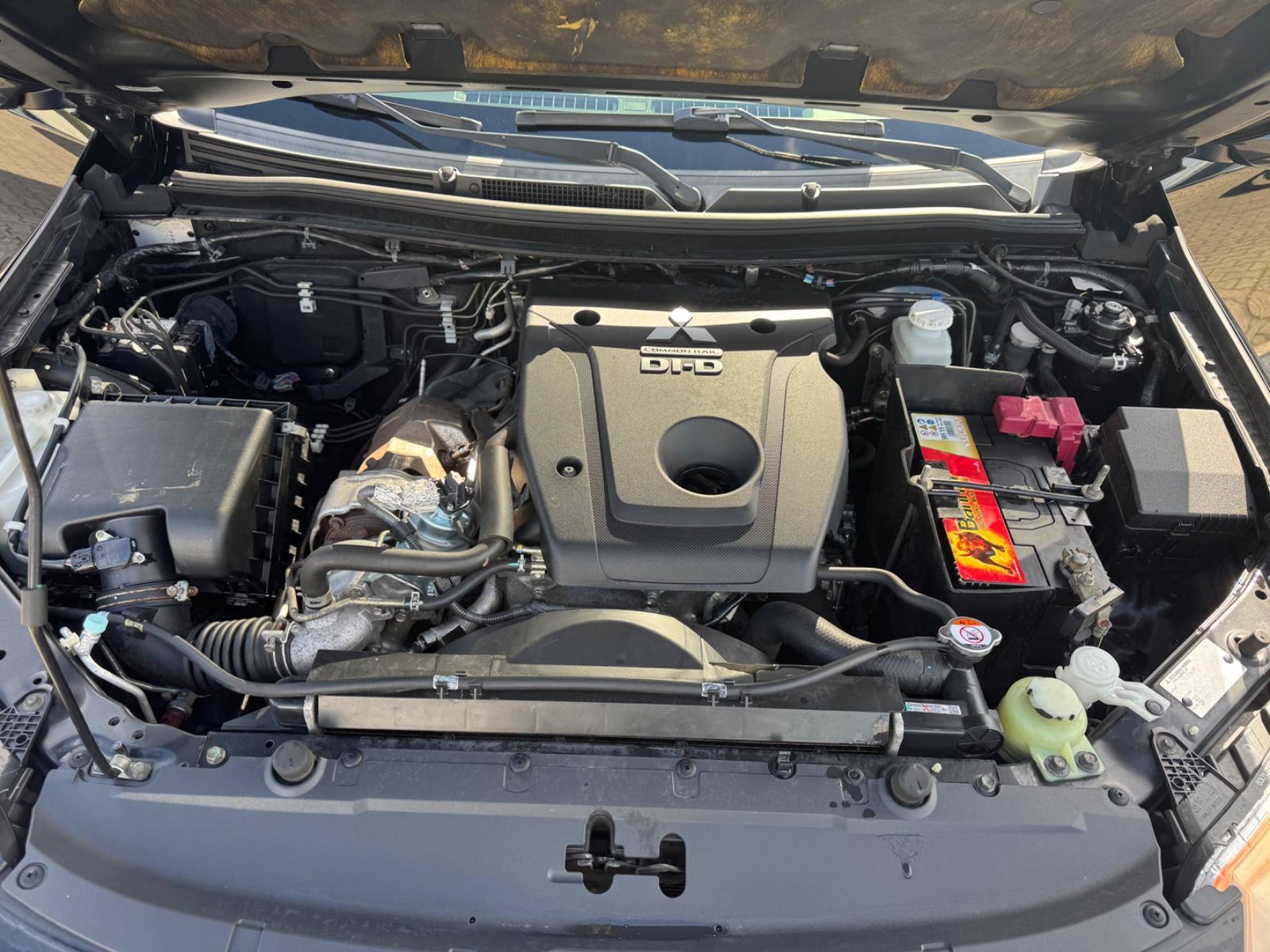 Mitsubishi L200 Basis Doppelkabine 4WD*AHK*KLIMA*