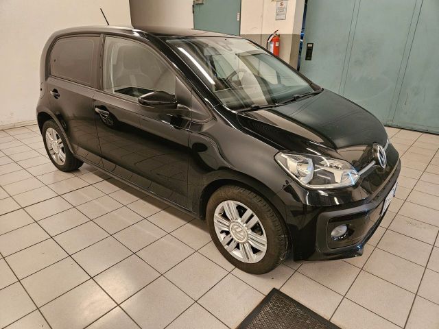 Volkswagen up! 1.0 75 CV 5p. high up!