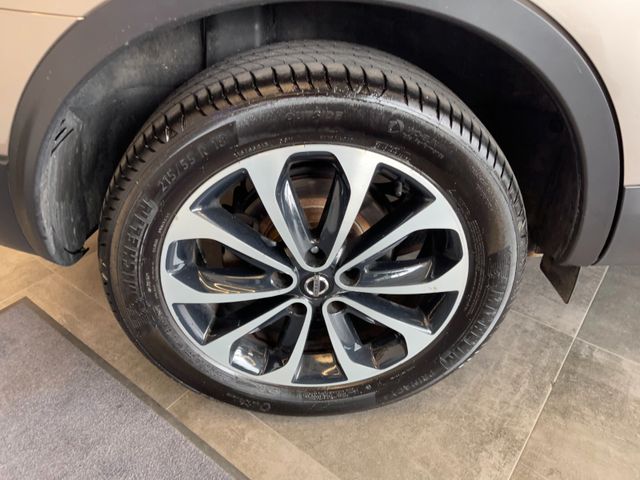Nissan Qashqai+2 2.0 dCi 3604x4 Aut.*NAVI*AHK*PANO*