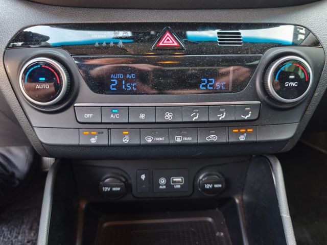 Hyundai Tucson Premium*Autom*LED*Kamera*Navi*PDC*SHZ*