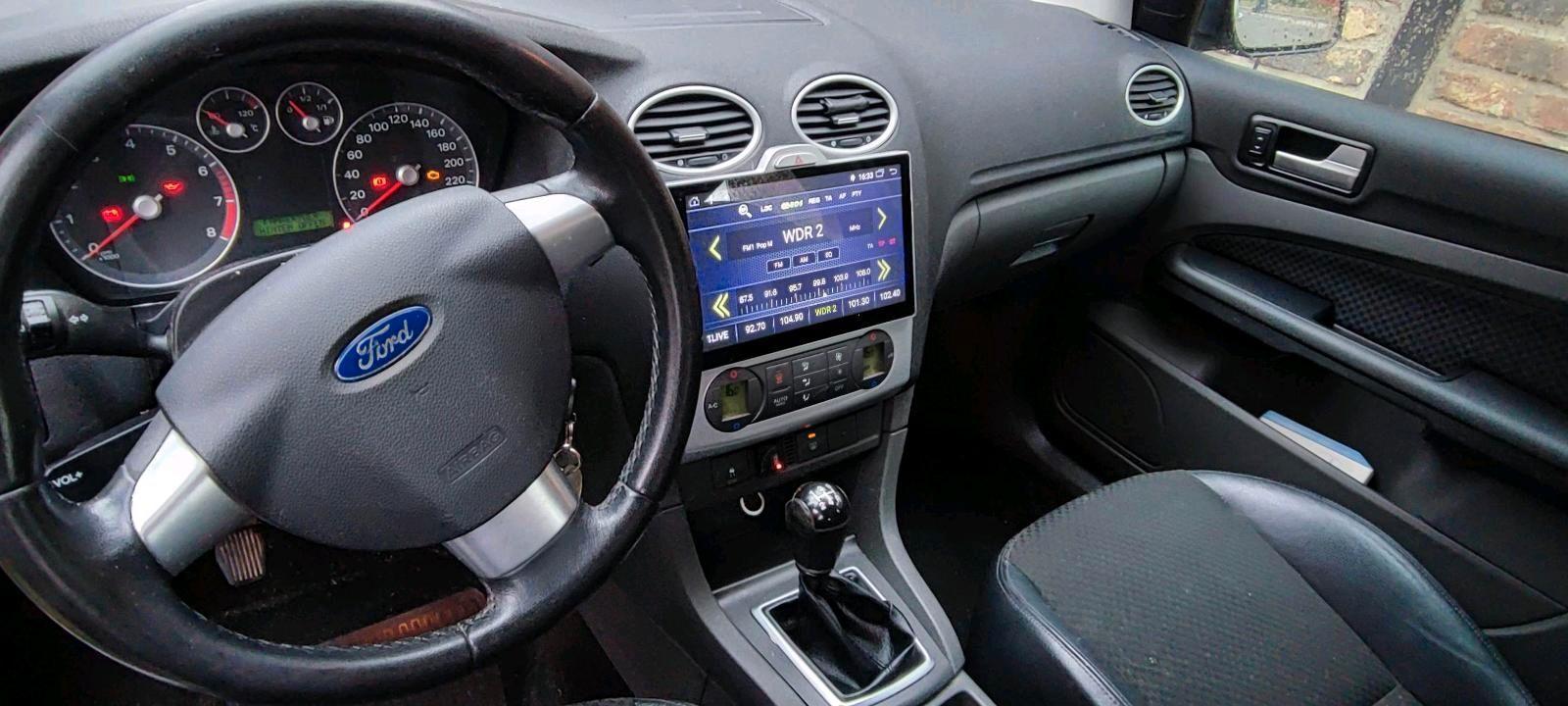 Ford Focus 2005 — photo 12