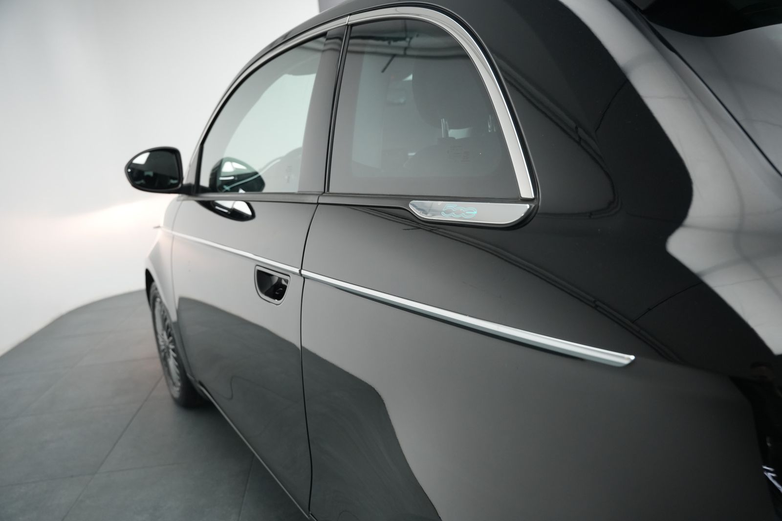 Fahrzeugabbildung Fiat 500 Icon 42 Kwh *Kamera*Navigation*Klima*PDC*