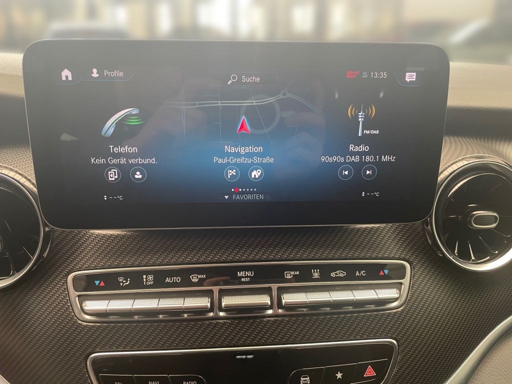 Fahrzeugabbildung Mercedes-Benz V 250 ED/L AMG 7 Sitze DISTRONIC Standhg 2,5tAHK
