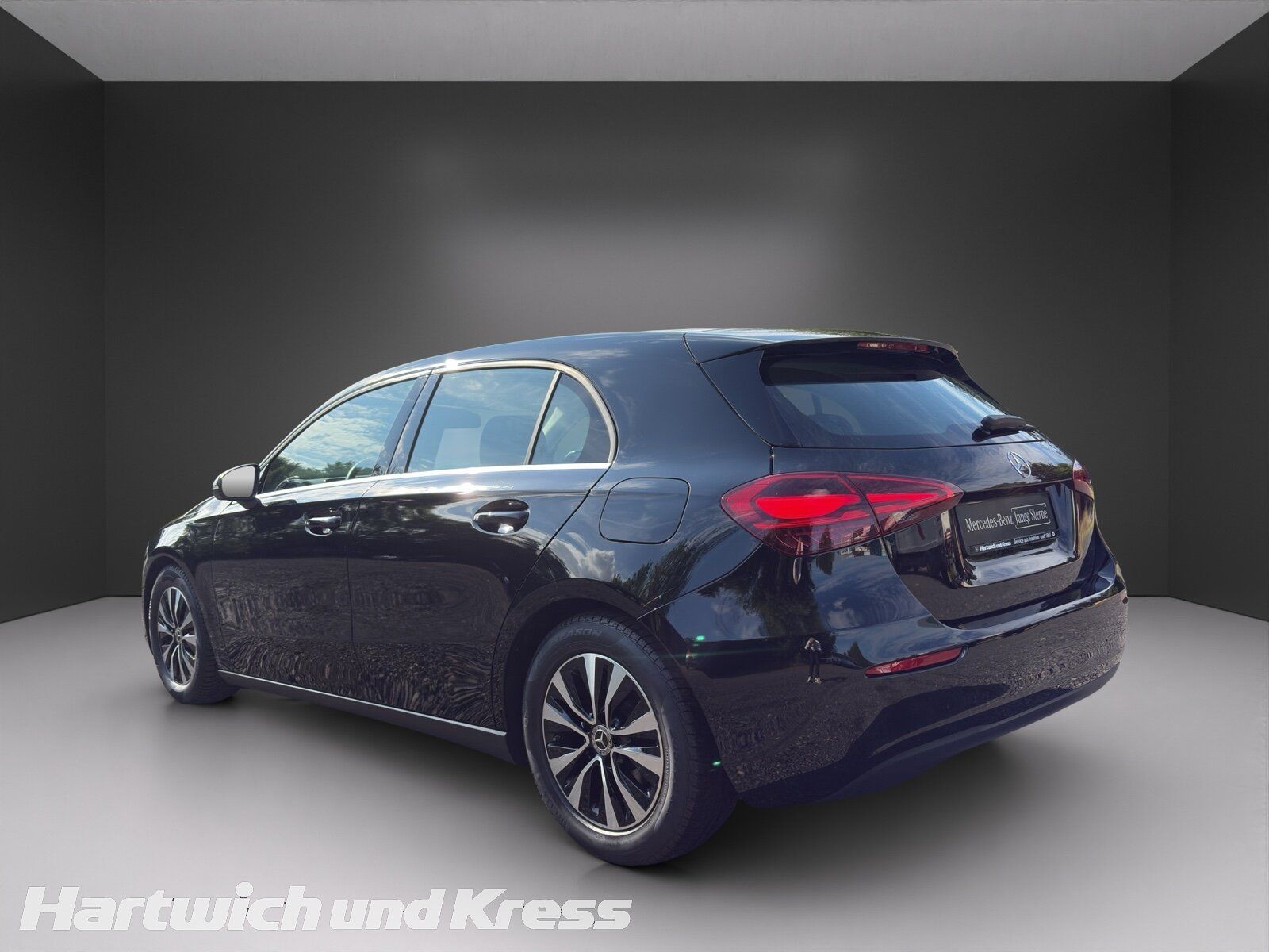 Mercedes-Benz A 180 Kamera CarPlay MBUX Sitzheizung foto 5