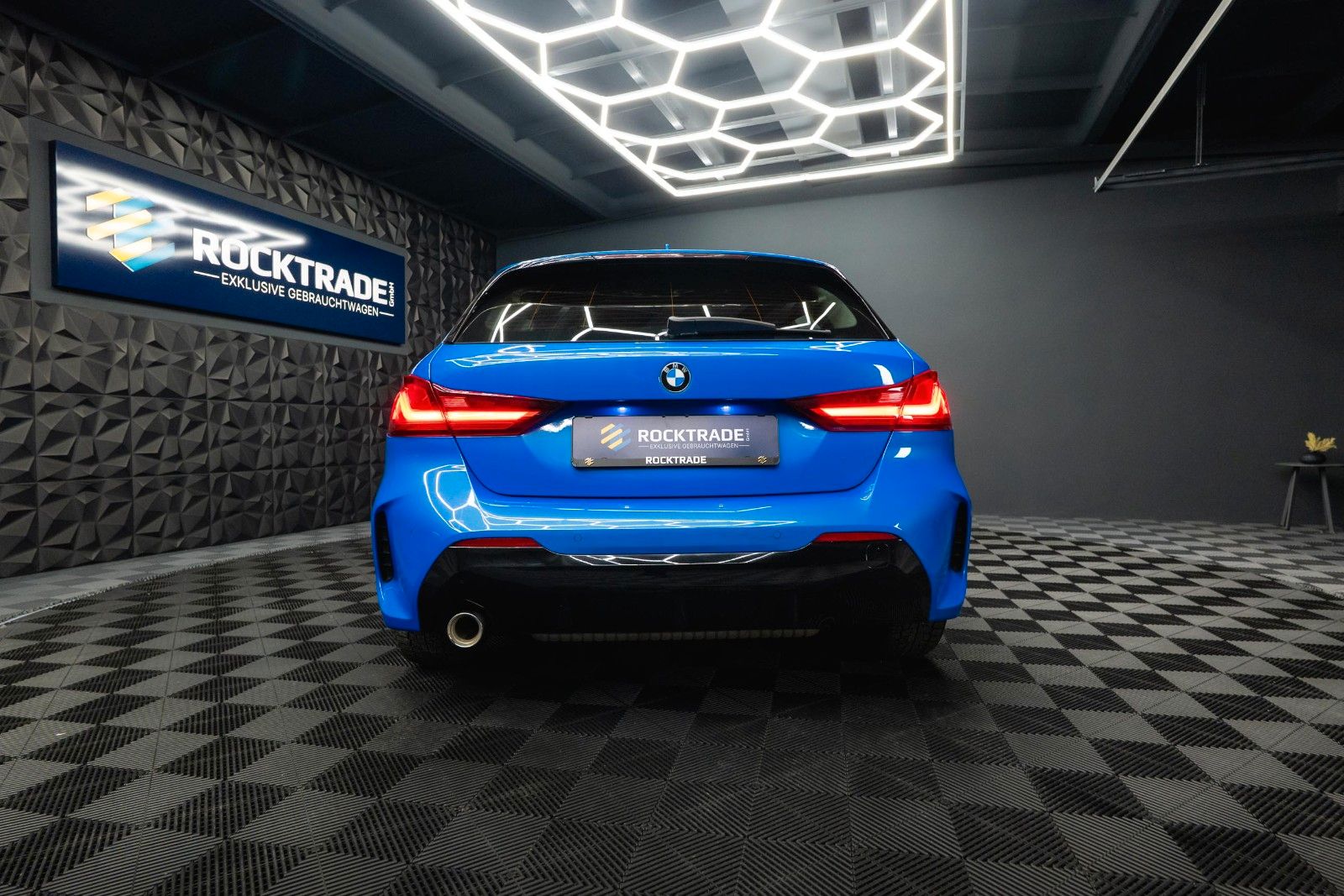Fahrzeugabbildung BMW 118i M Sport Twin-Turbo Shadow Line *LED*DAB*