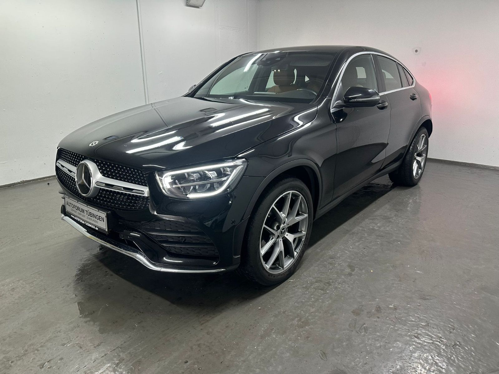 Fahrzeugabbildung Mercedes-Benz GLC 220 d 4MATIC Coupé *AMG-LINE*DISTRO*KAMERA*