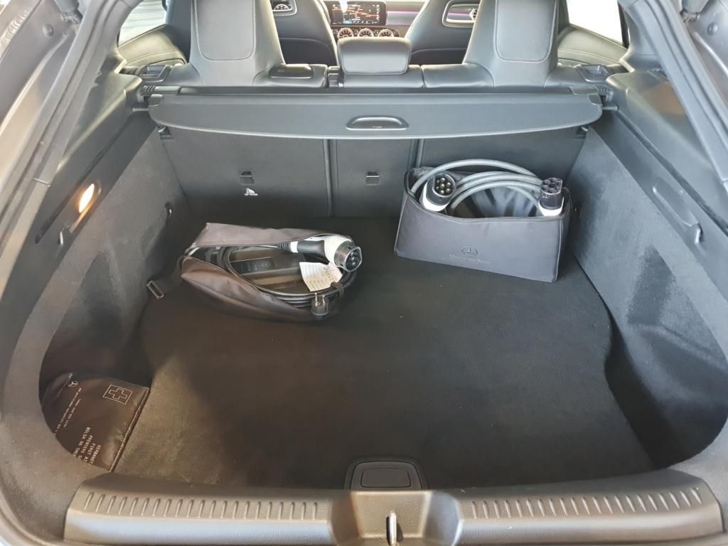 Fahrzeugabbildung Mercedes-Benz CLA 250 e Shooting Brake AMG Line*Night Paket