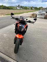 KTM 890 Duke - KTM 890 DUKE