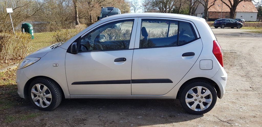 Hyundai i10
