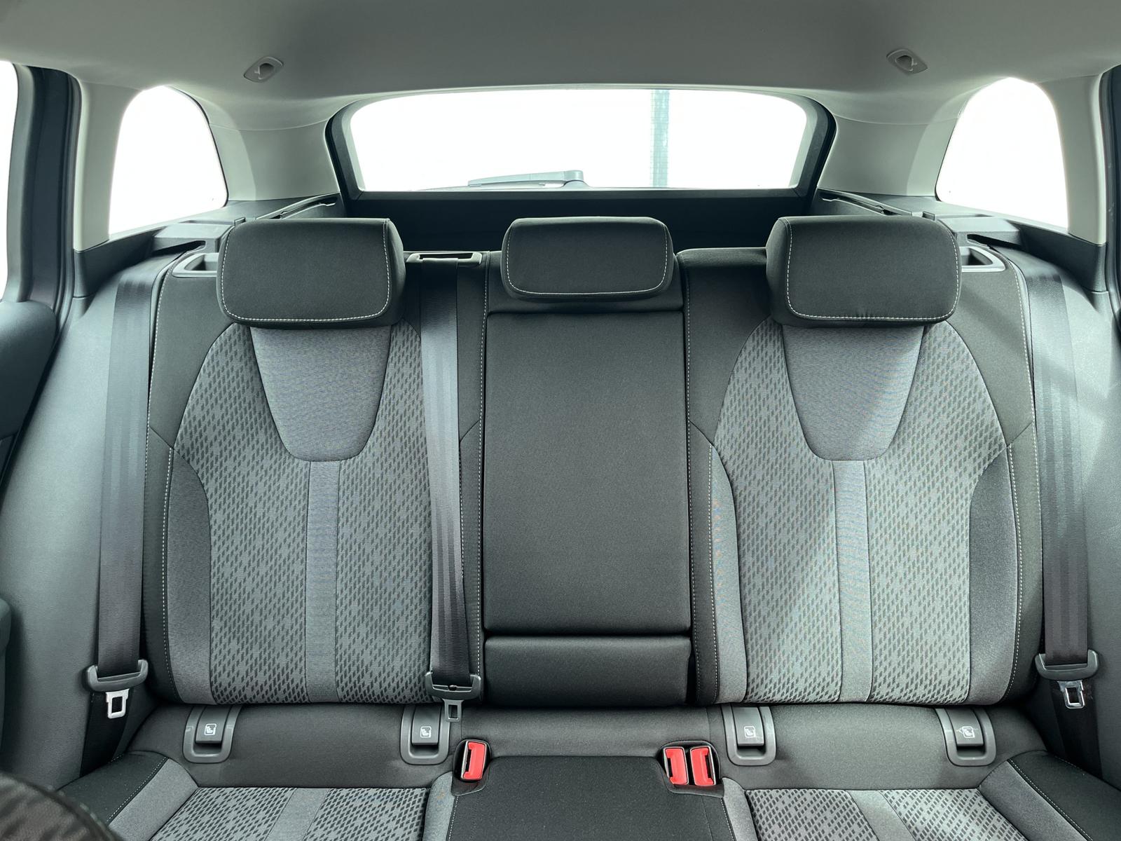 Skoda Octavia Combi 2.0 TDI DSG Blackline 141€ m.20% A