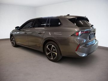 Fotografie 2 des Opel Astra Sports Tourer 1.2 Turbo GS