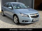 Chevrolet Cruze LT - Chevrolet mit Benzin-Antrieb: Limousine