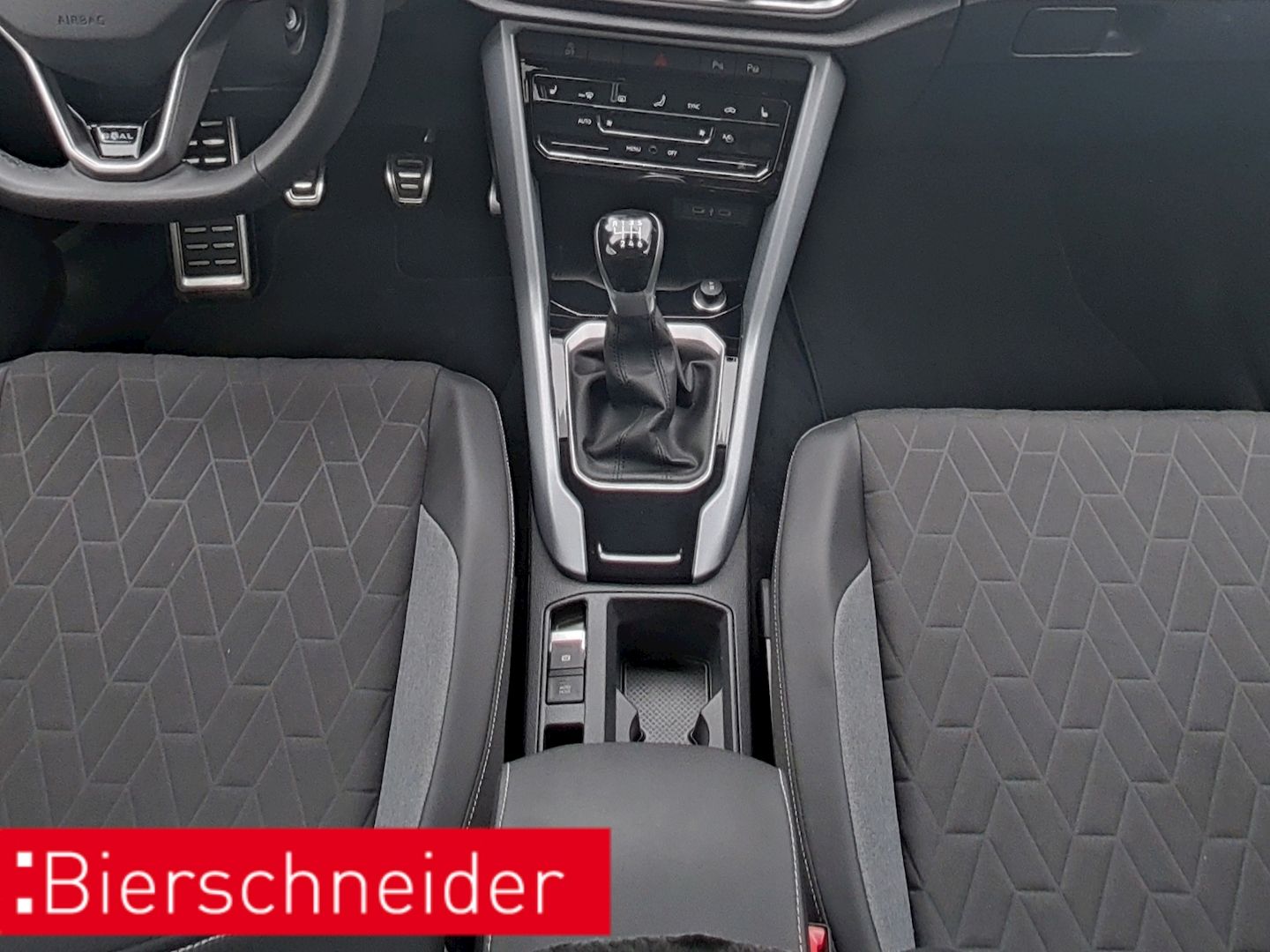 Volkswagen T-Roc - Bild 15