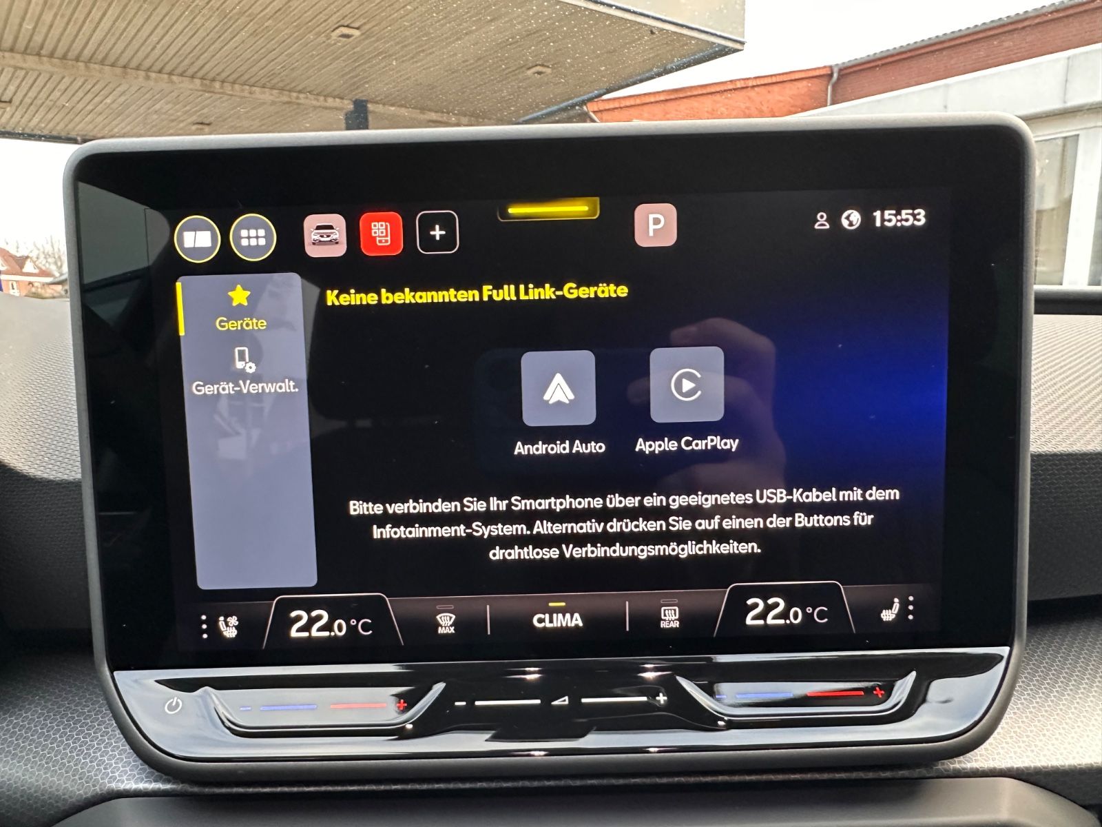 Fahrzeugabbildung SEAT Leon ST 1.5 eTSI Style DSG AHK/ACC/LED/SHZG/PDC