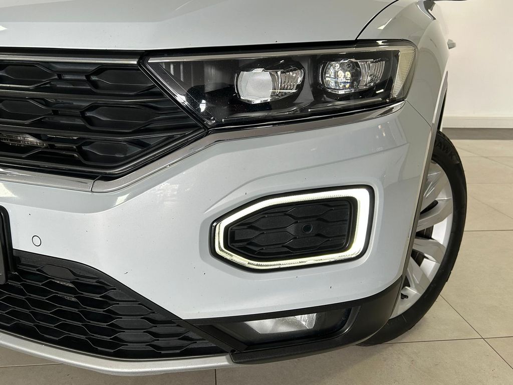 Volkswagen T-Roc 4M HIGHLINE*NAVI*ViCo*PARKLENK*CAM*AHK*LED