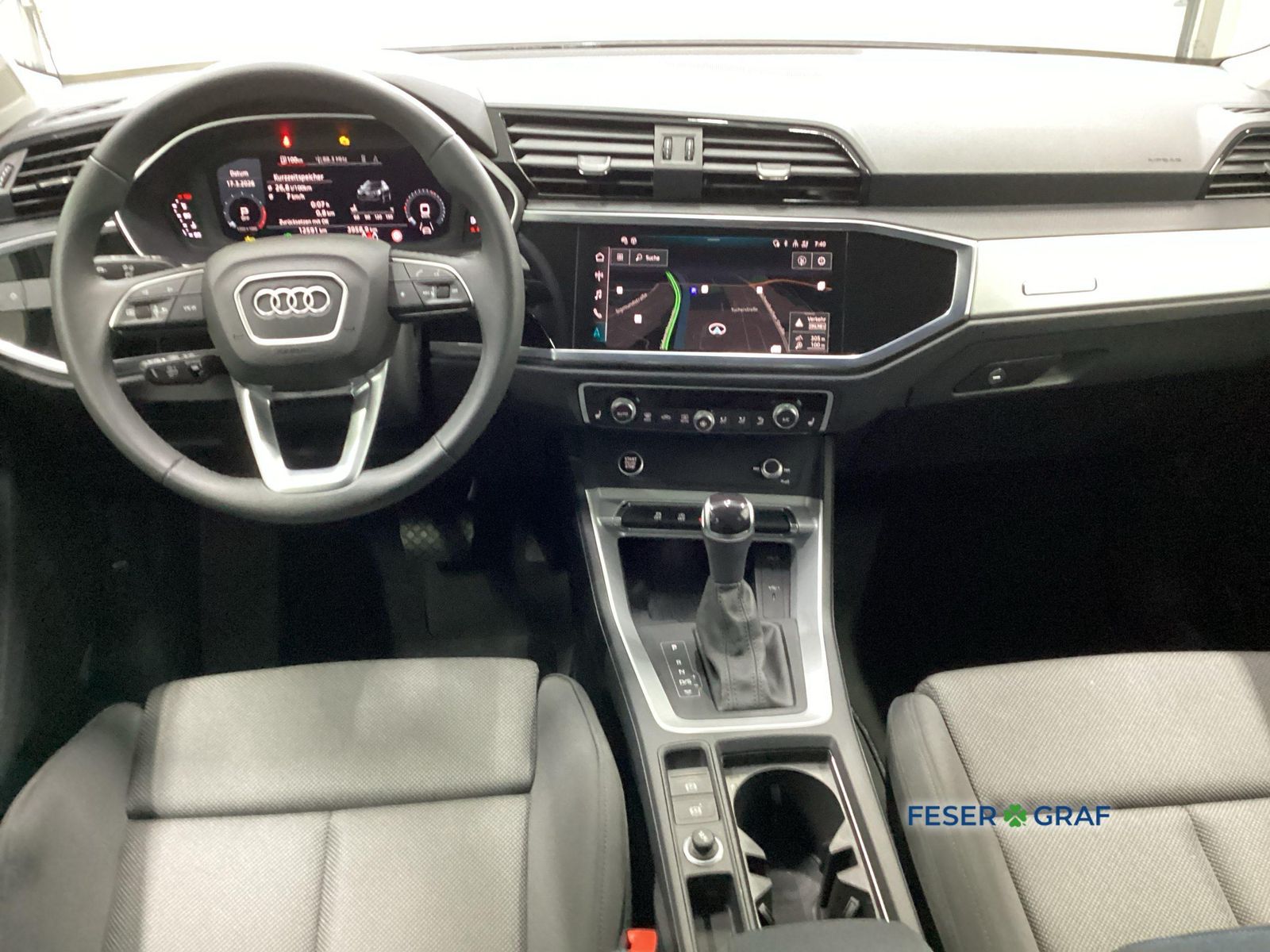 Audi Q3 - Bild 12