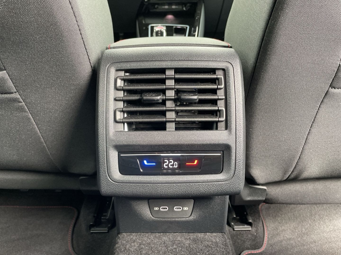Golf GTI VIII 2.0TSI DSG Black Style Kamera/Navi