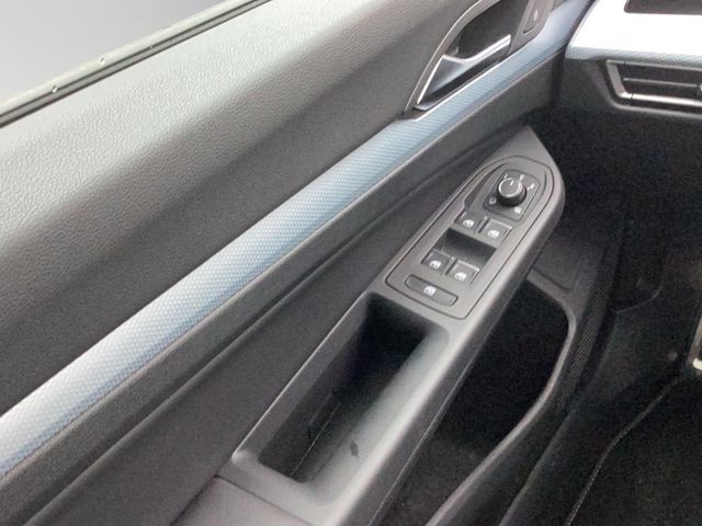 Golf VIII Variant 1.5eTSI DSG Goal