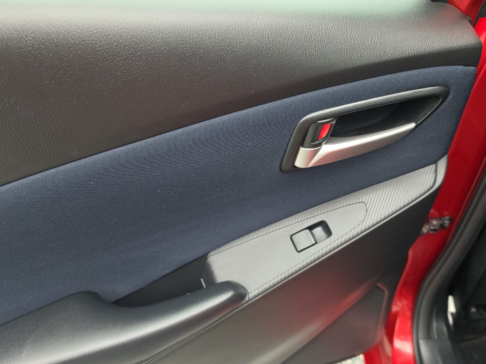 Fahrzeugabbildung Mazda 2 Lim. Center-Line AUS 1.HAND NUR 23 TSD. KM