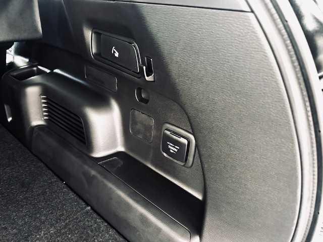 Mitsubishi Outlander 2.4L PHEV TOP 2-Farb