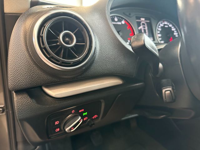 Audi A3 attraction *Klima*Xenon*SoundSystem*
