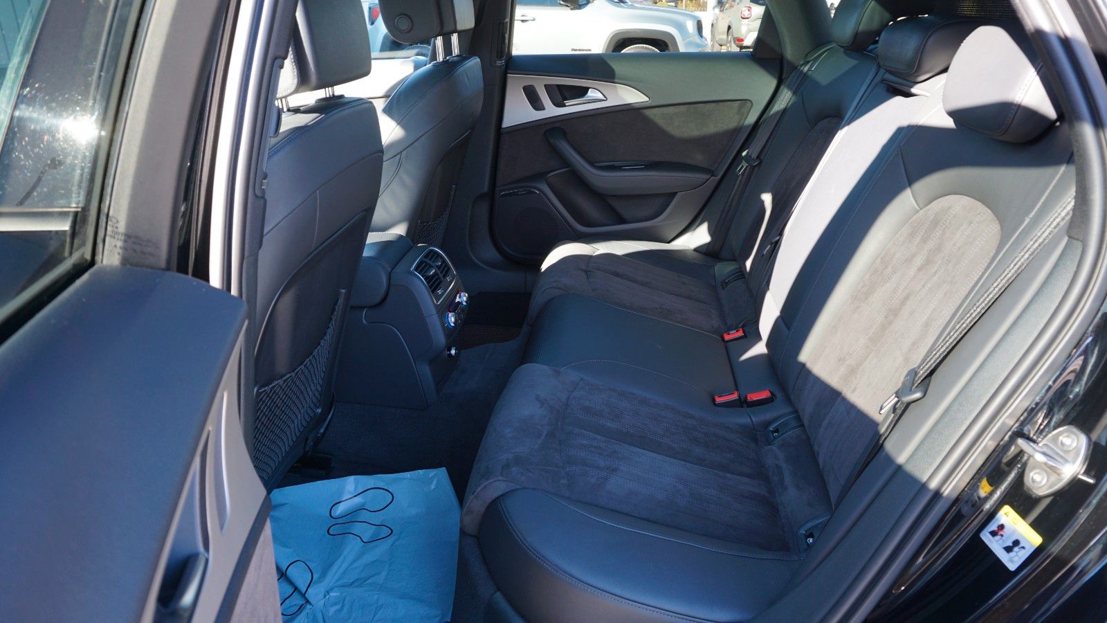 Fahrzeugabbildung Audi A6 Allroad quattro 3.0 TDI, Matrix-LED, Pano,AHK