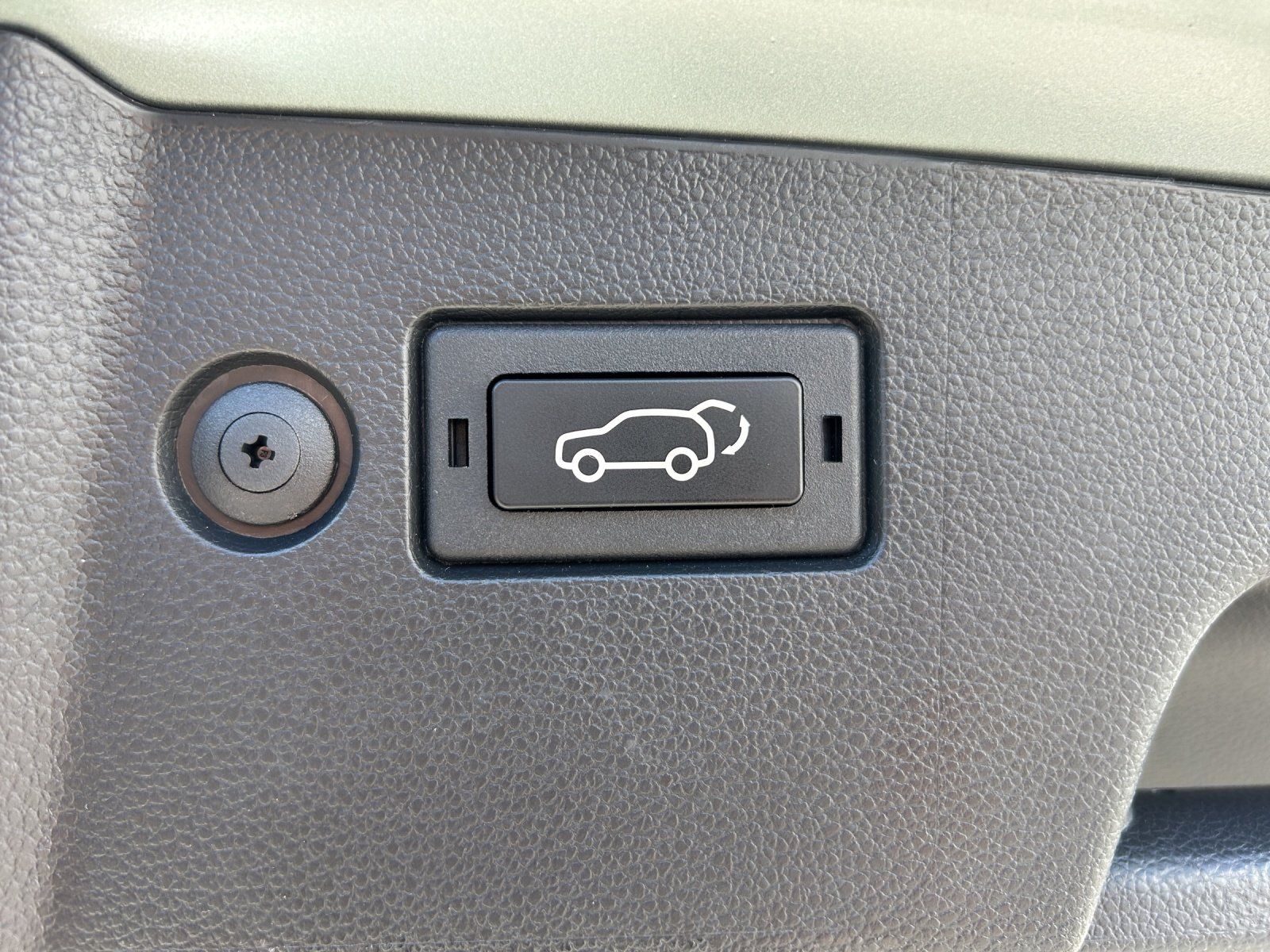 Fahrzeugabbildung Ssangyong Torres 1.5 T-GDI FOREST EDITION Aut./LED/ACC/KAM