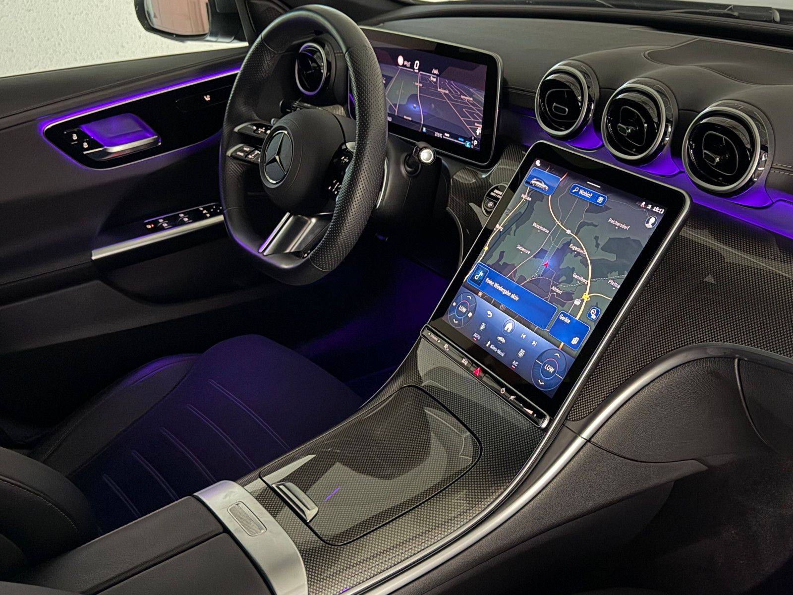 Fahrzeugabbildung Mercedes-Benz C 300 T d AMG-LINE/AMBI+/DAB/LED/DISTRONIC+